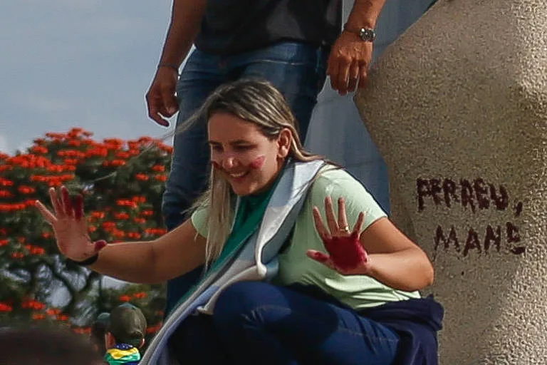 Esplanada dos Ministérios em Brasília com foco em segurança após os atos de 8 de janeiro.