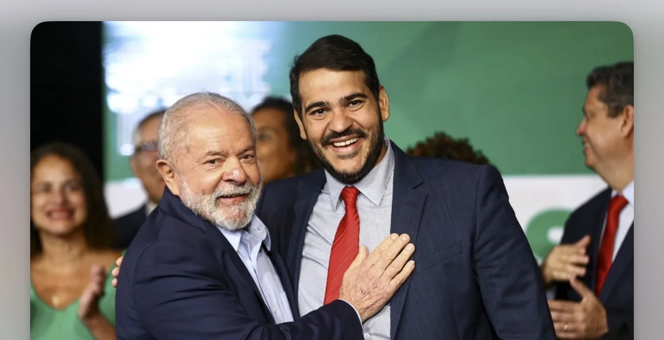 O Advogado-Geral da União Jorge Messias em solenidade oficial no Palácio do Planalto
