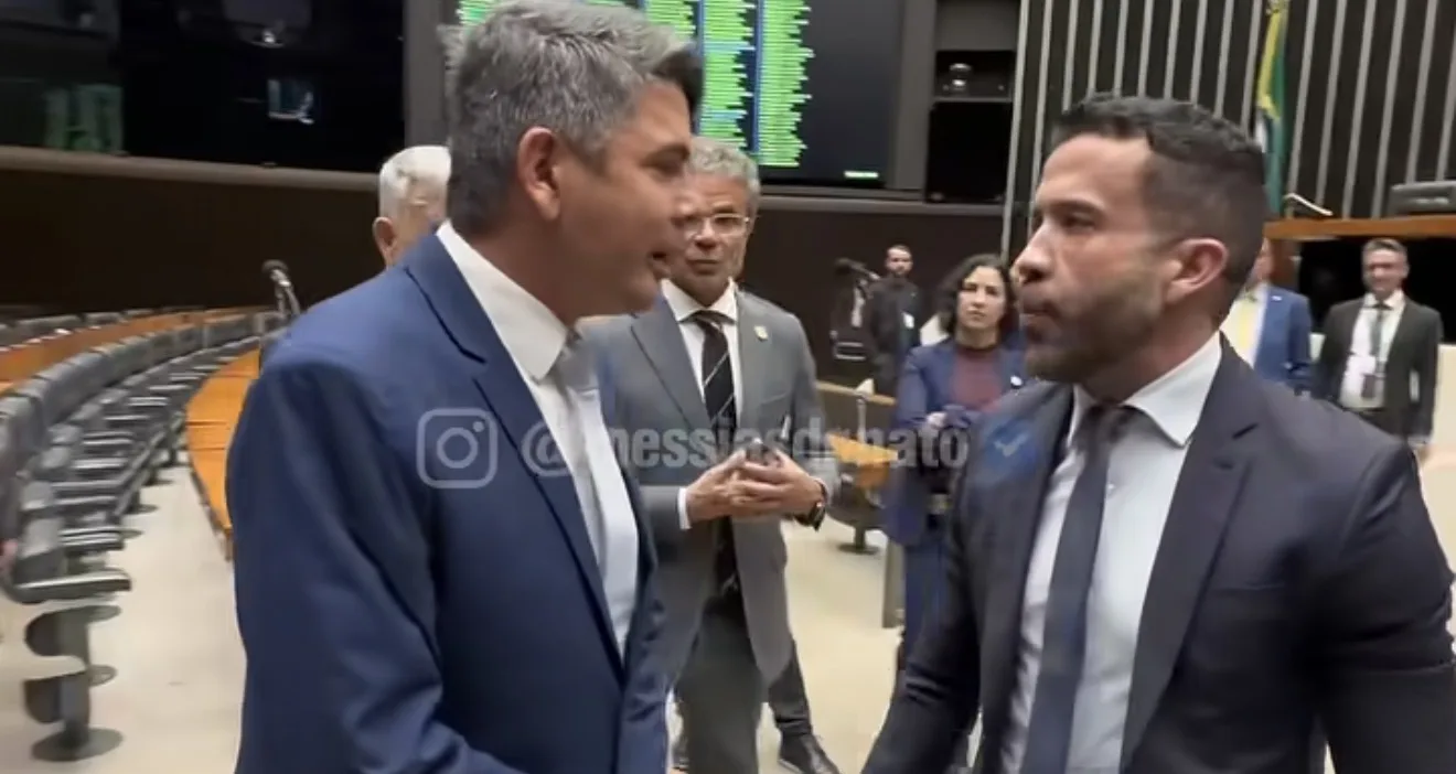 JANONES DA PITI NA CÂMARA