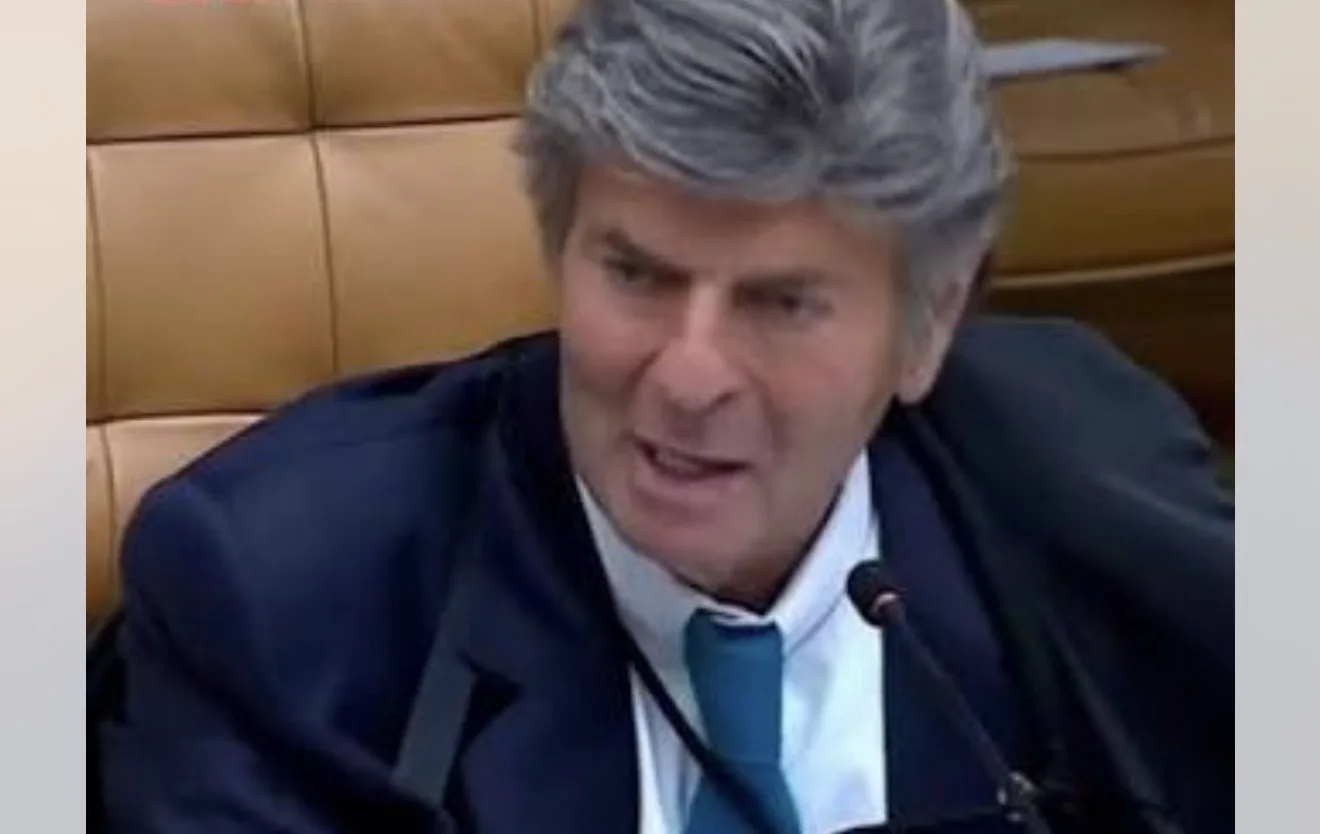 Ministro Luiz Fux durante sessão plenária do STF