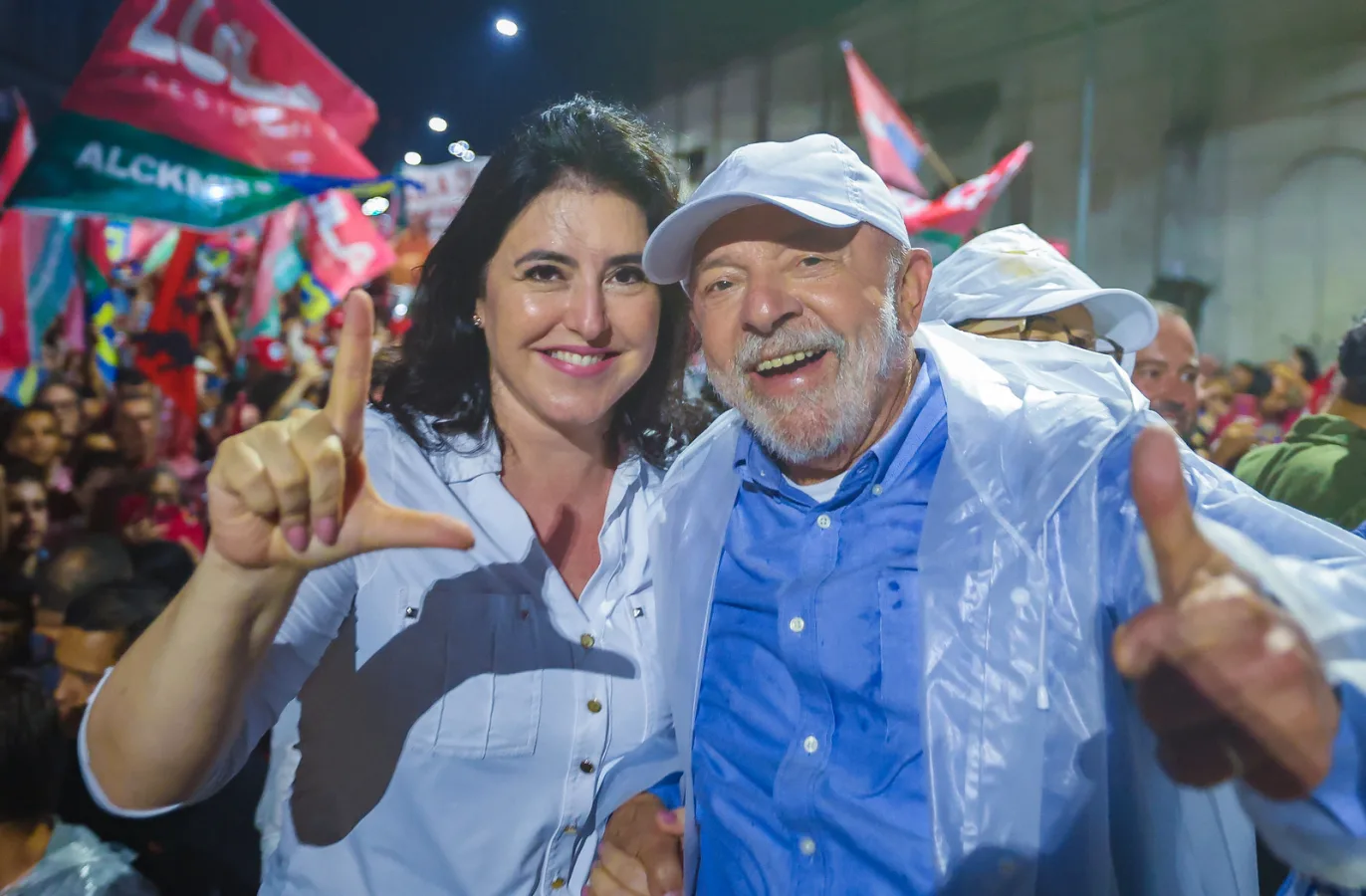 Lula em evento oficial do governo pedindo voto antecipado Lei Eleitoral violação