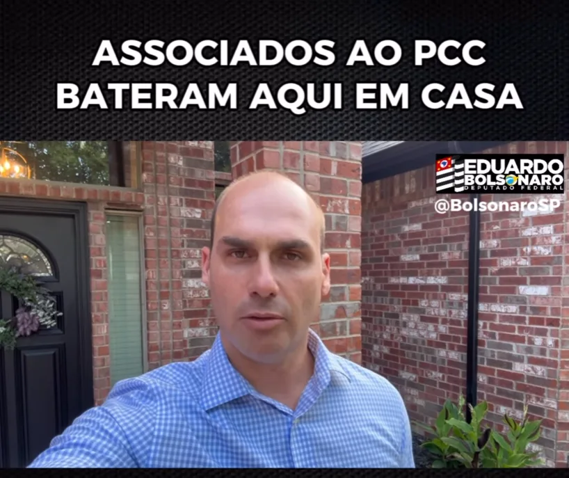 Eduardo Bolsonaro em vídeo gravado em frente à sua casa no Texas comentando sobre segurança