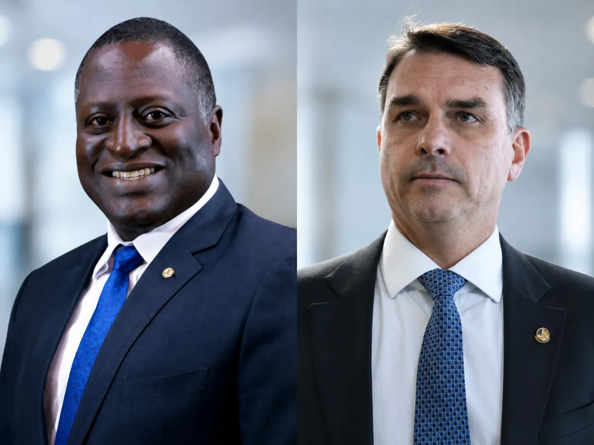 Flávio Bolsonaro e Hélio Lopes em anúncio de pré-candidatura ao Senado por Roraima