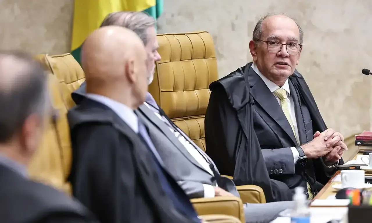 Gilmar Mendes criticando André Mendonça no STF