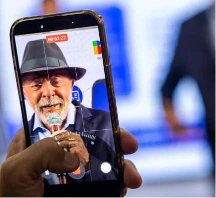 Lula libera R$ 520 milhões para propaganda eleitoral