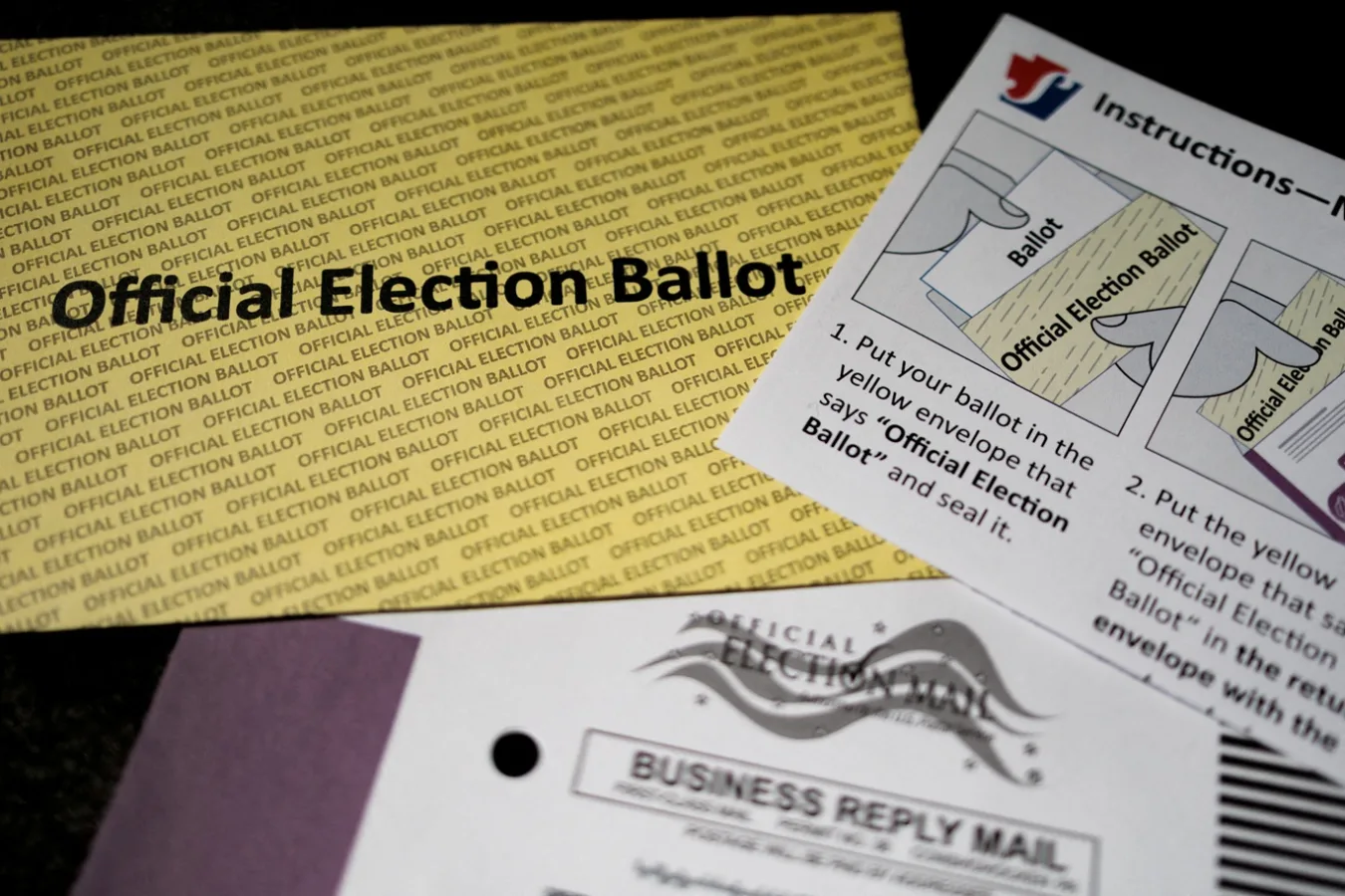 Cédula eleitoral utilizada para votação por correspondência nos Estados Unidos