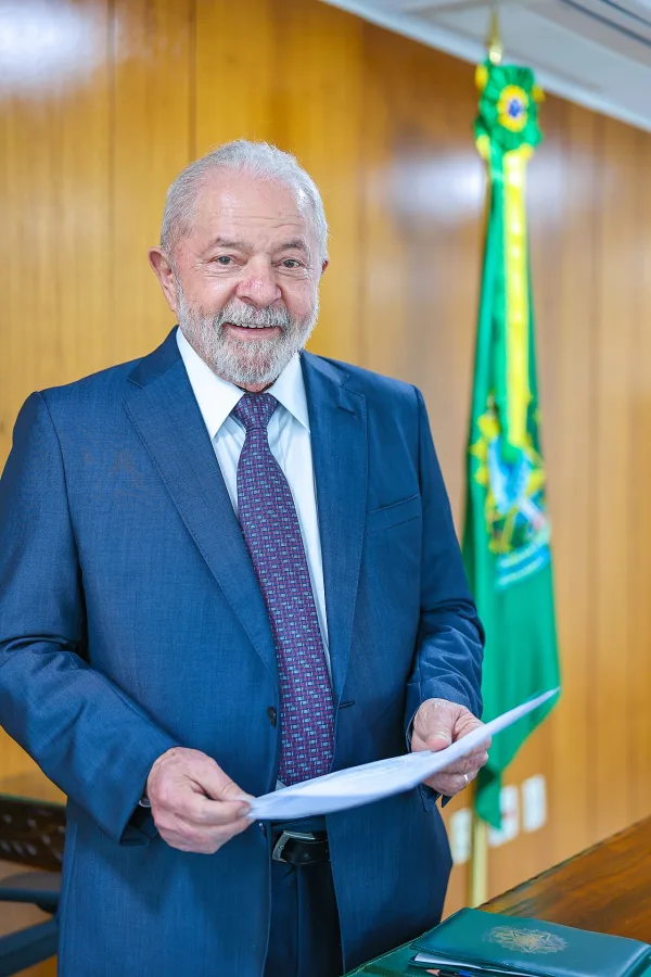 Presidente Lula no gabinete presidencial, em fotografia oficial de Ricardo Stuckert