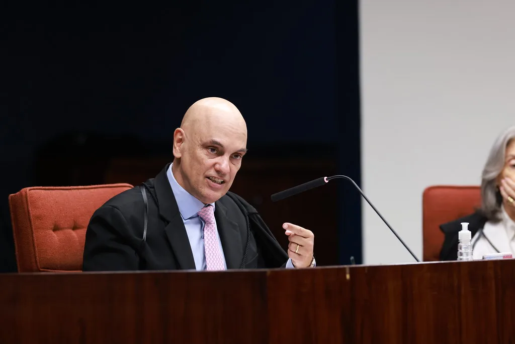 Ministro Alexandre de Moraes durante sessão no Supremo Tribunal Federal