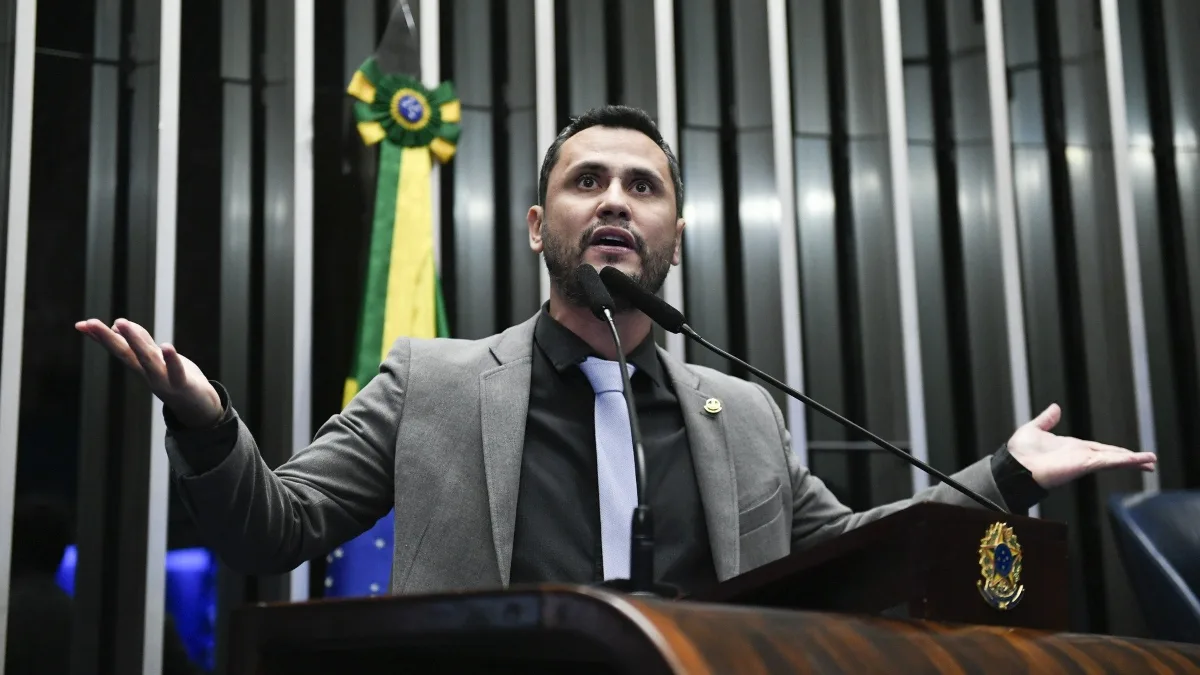 Senador Cleitinho Azevedo, candidato ao governo de Minas Gerais
