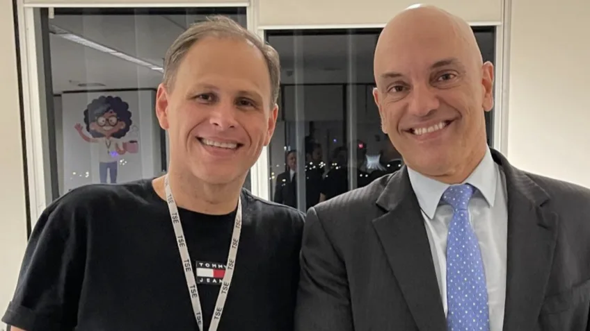 Eduardo Tagliaferro ao lado do ministro Alexandre de Moraes