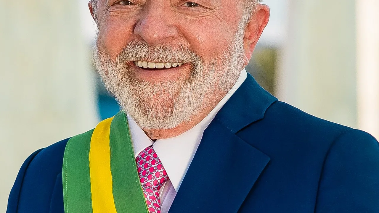 Presidente Luiz Inácio Lula da Silva em foto oficial
