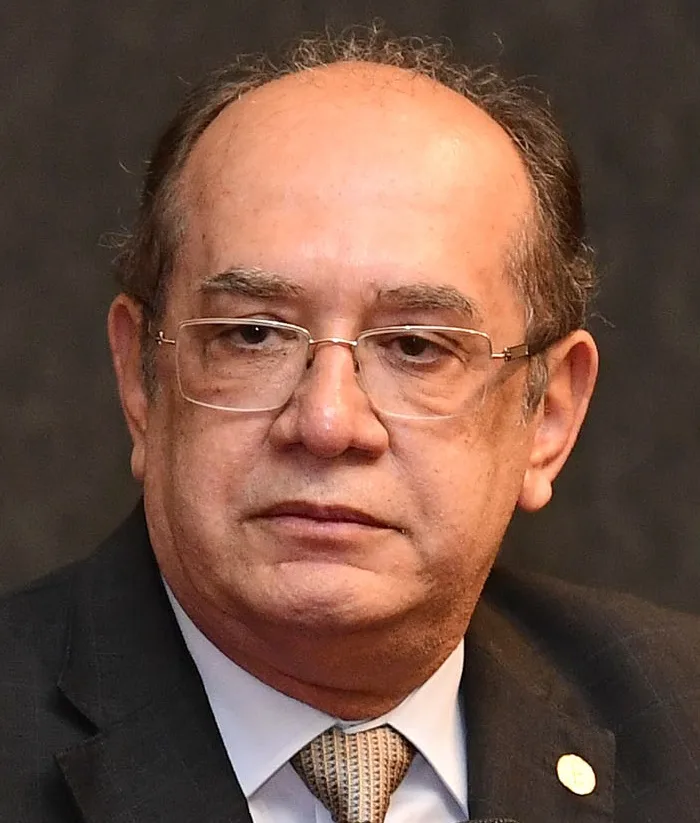MINISTROS VEEM ALA DO STF PRONTA PARA CONTESTAR VITÓRIA DE FLÁVIO