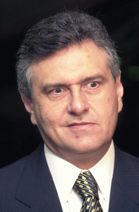 Caiado diz que não há hipótese de desistir e Zema afirma que fica