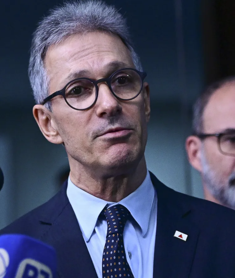 FLÁVIO LIGOU PARA ZEMA E ALIADOS DIZEM QUE O APOIO ANTES DA URNA SEGUE NA MESA