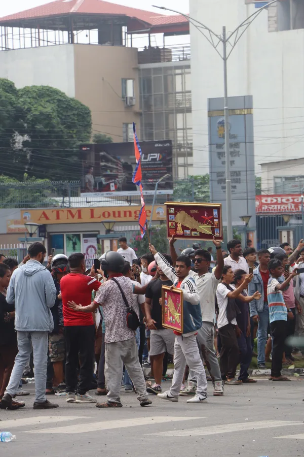Manifestantes da Geração Z no Nepal
