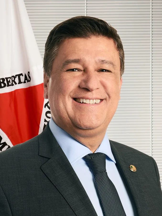 Carlos Viana