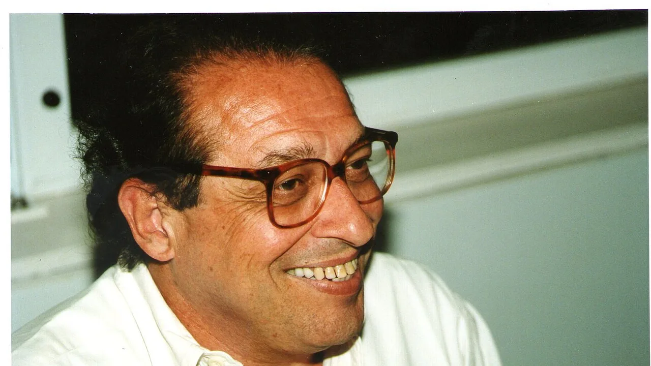 O escritor e colunista Ruy Castro (foto de arquivo: Núcleo Editorial/Wikimedia Commons)