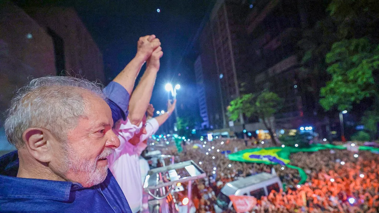 O presidente Lula discursa na Avenida Paulista (foto de arquivo: Ricardo Stuckert/Lula Oficial)