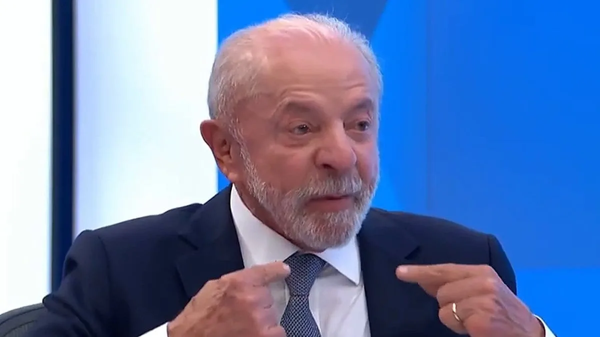 Lula durante sabatina na TV Globo falando sobre sua tese econômica e a dívida pública