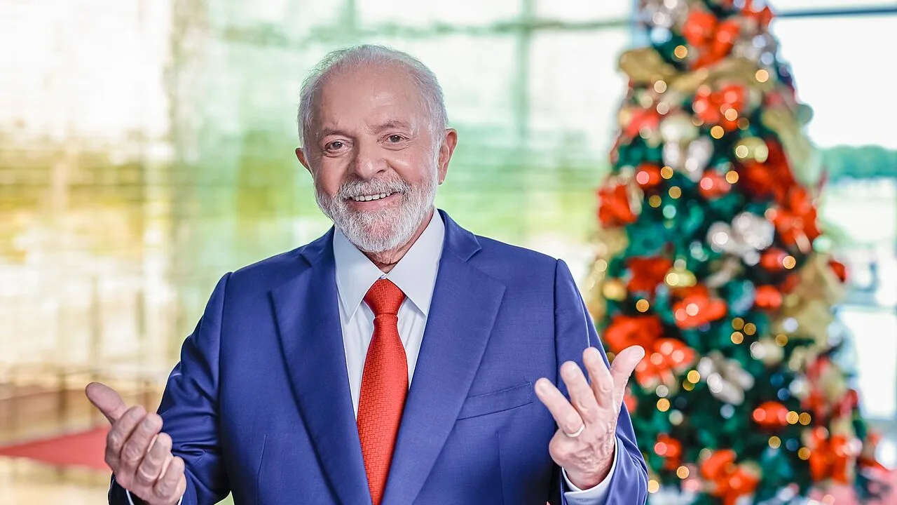 O presidente Lula durante pronunciamento de Natal, em dezembro de 2023 (Foto: Ricardo Stuckert / PR, CC BY-SA 4.0, via Wikimedia Commons)