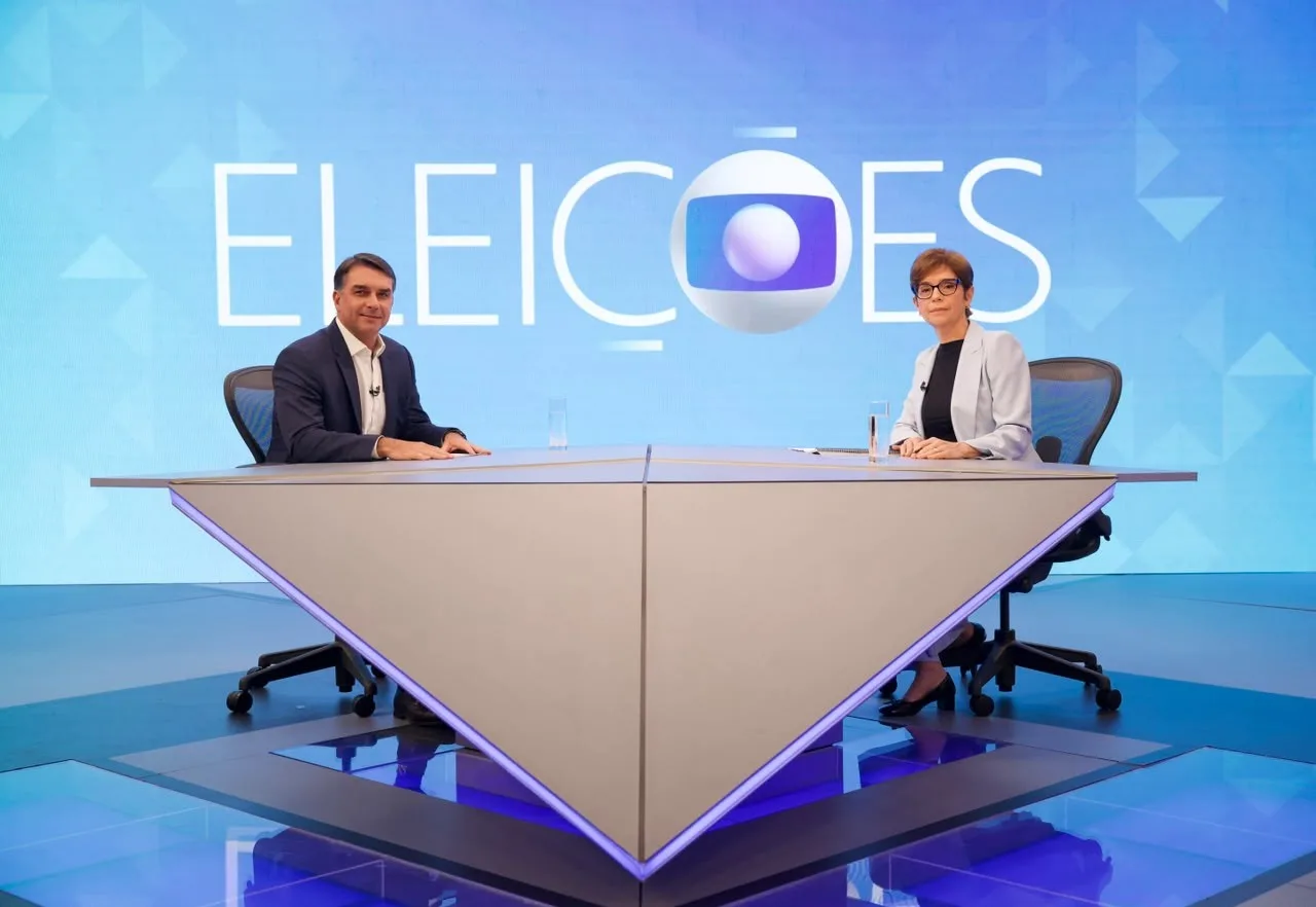 Flávio Bolsonaro sabatina Globo