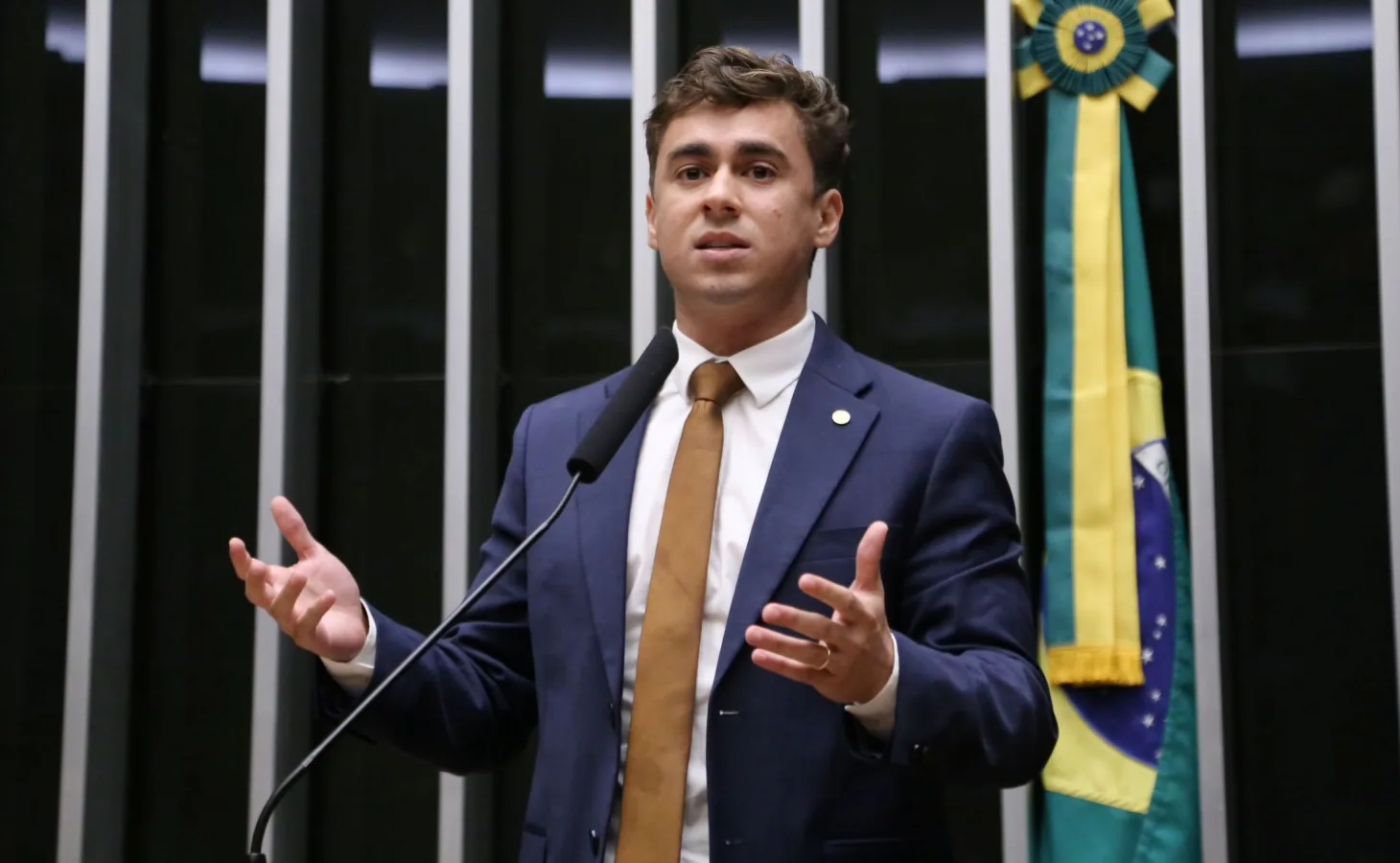 NIKOLAS FERREIRA ENVIA MENSAGEM A ELON MUSK E RECEBE “PARABÉNS” APÓS VÍDEO SOBRE O NORDESTE